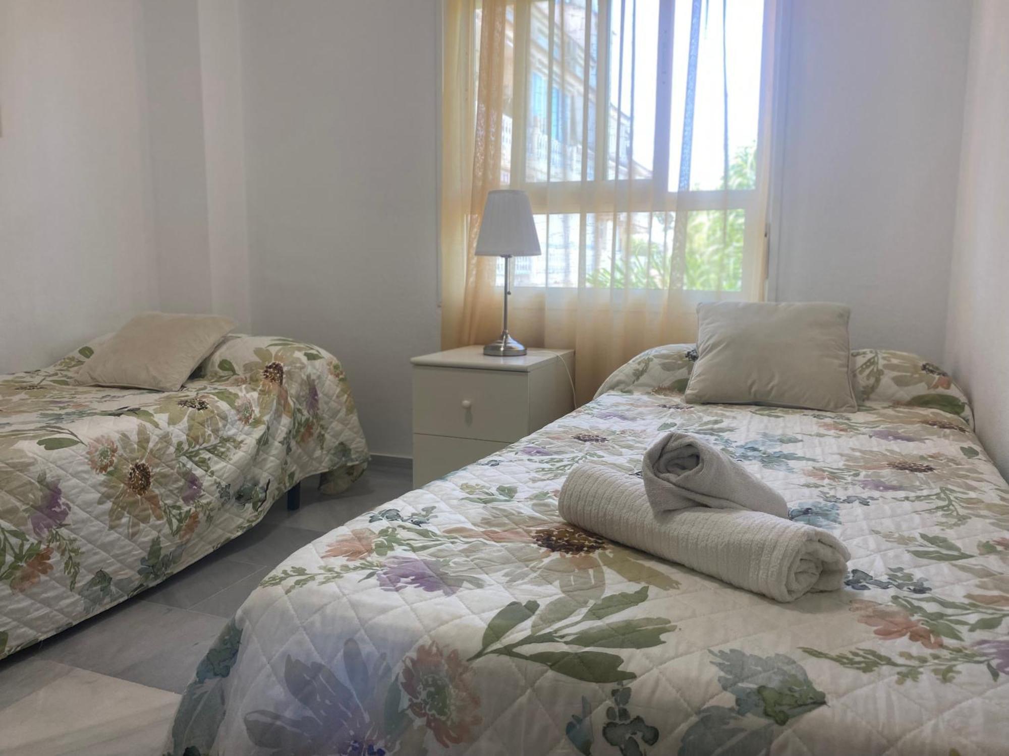 Carihuela Plaza Del Remo Apartment Torremolinos Luaran gambar